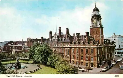 AK / Ansichtskarte Leicester United Kingdom Town Hall Square