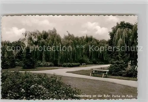 AK / Ansichtskarte Froendenberg Ruhr Partie im Park Kat. Froendenberg Ruhr