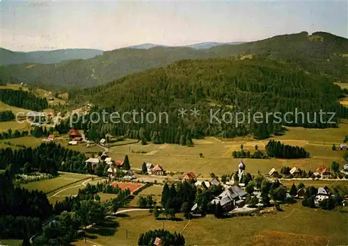 AK / Ansichtskarte Hinterzarten Fliegeraufnahme Kat. Hinterzarten