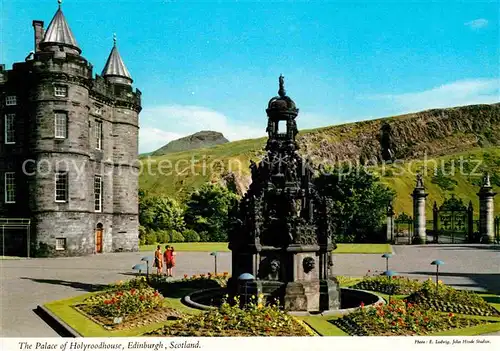 AK / Ansichtskarte Edinburgh Palace of Holyroodhouse Monument Kat. Edinburgh