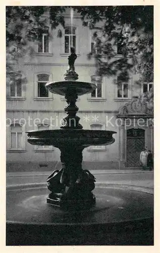 AK / Ansichtskarte Kaiserslautern Brunnen am Stadthaus Kat. Kaiserslautern