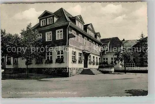 AK / Ansichtskarte Siedlinghausen Gasthof Scnniederjost Kat. Winterberg