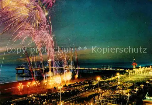 AK / Ansichtskarte Scheveningen Vuurwerk Feierwerk an der Seebruecke Kat. Scheveningen