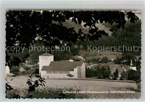 AK / Ansichtskarte Liesen Katholische Kirche Luftkurort Kat. Hallenberg