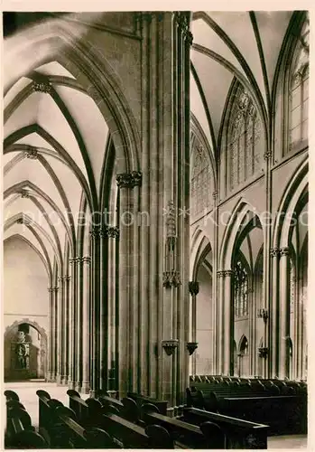 AK / Ansichtskarte Oppenheim St Katharinenkirche Schraegblick durchs Langhaus Kat. Oppenheim Rhein