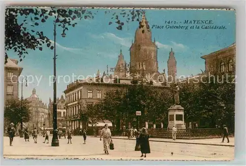 AK / Ansichtskarte Mayence Place Gutenberg et la Cathedrale Gutenbergplatz Dom Kat. Mainz