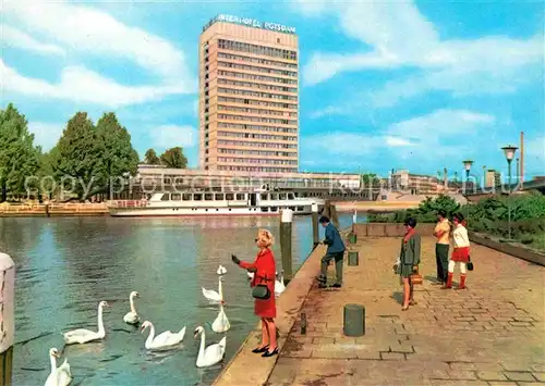 AK / Ansichtskarte Potsdam Interhotel an der Havel Schwaene Faehre Kat. Potsdam