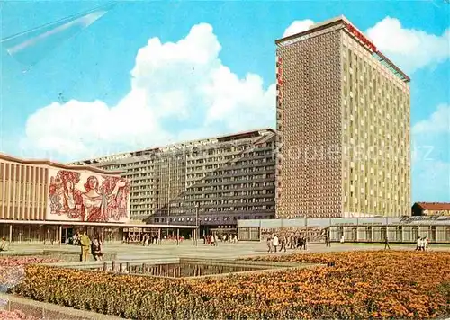 AK / Ansichtskarte Dresden Interhotel Newa Kat. Dresden Elbe