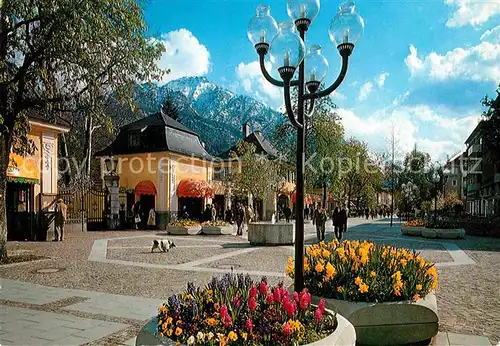 AK / Ansichtskarte Bad Reichenhall Fussgaenger Garten mit Predigtstuhl Kat. Bad Reichenhall