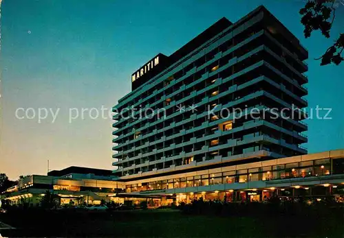 AK / Ansichtskarte Timmendorfer Strand Hotel Kongresszentrum Maritim Nachtaufnahme Kat. Timmendorfer Strand