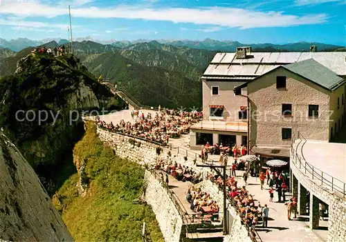 AK / Ansichtskarte Wendelstein Berg Berggasthof Aussichtsterrasse Zugspitzmassiv und Westalpen Kat. Bayrischzell