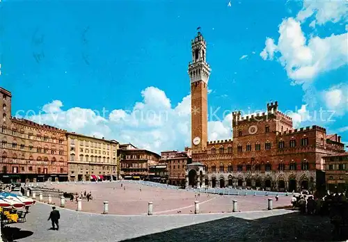 AK / Ansichtskarte Siena Piazza Il Campo Kat. Siena