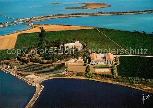 AK / Ansichtskarte Maguelone Cathedrale vue aerienne Collection Couleurs et Lumiere de France Kat. Villeneuve les Maguelone