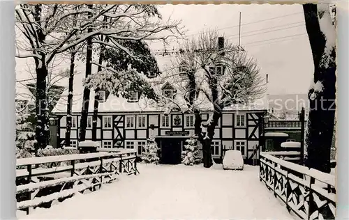 AK / Ansichtskarte Oberkirchen Sauerland Gasthaus Schuette Winteraufnahme Kat. Schmallenberg