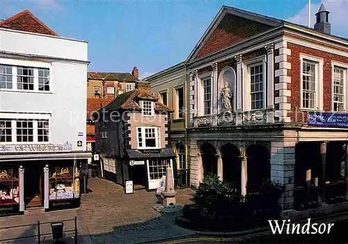 AK / Ansichtskarte Windsor Berkshire The Guildhall and Cornmarket Kat. Windsor and Maidenhead