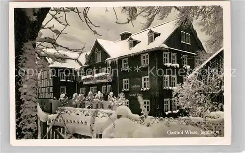 AK / Ansichtskarte Jagdhaus Sauerland Gasthof Wiese Winter Kat. Schmallenberg