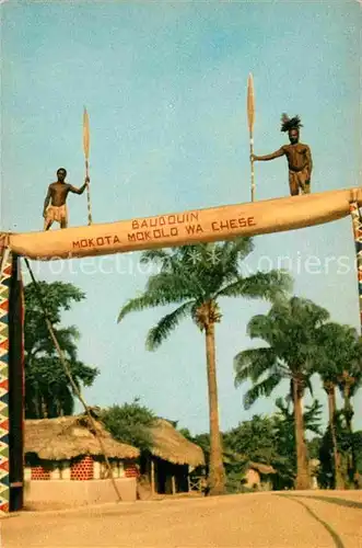 AK / Ansichtskarte Congo Belge Een triomfboog vervaardigd door middel van een prauw Kat. Afrika