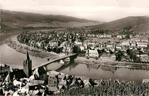 AK / Ansichtskarte Bernkastel Kues Bruecke Panorama Kat. Bernkastel Kues