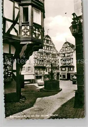 AK / Ansichtskarte Bernkastel Kues Markt Brunnen Kat. Bernkastel Kues