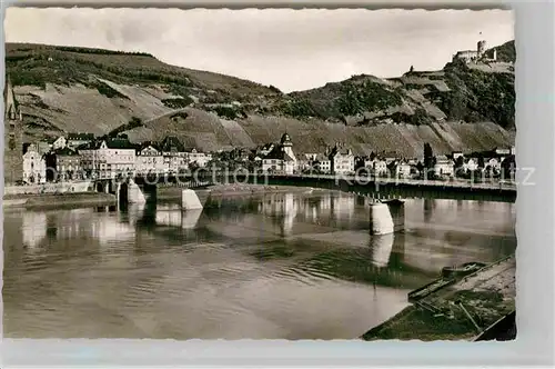 AK / Ansichtskarte Bernkastel Kues Moselpartie mit Burgruine Landshut Kat. Bernkastel Kues