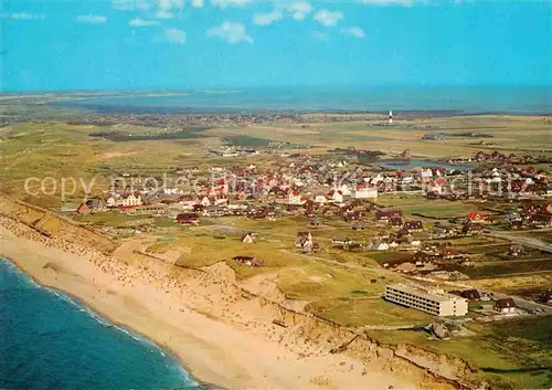 AK / Ansichtskarte Wenningstedt Sylt Fliegeraufnahme mit Strand Kat. Wenningstedt Braderup (Sylt)