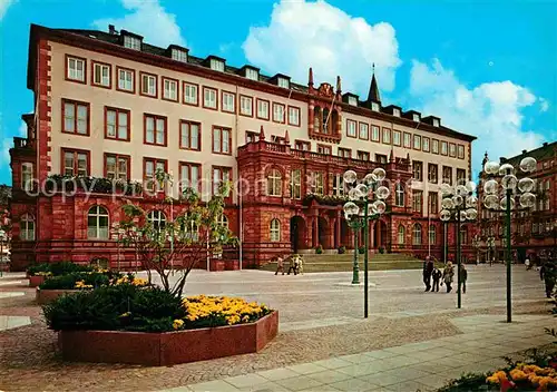 AK / Ansichtskarte Wiesbaden Schlossplatz und Neues Rathaus Kat. Wiesbaden