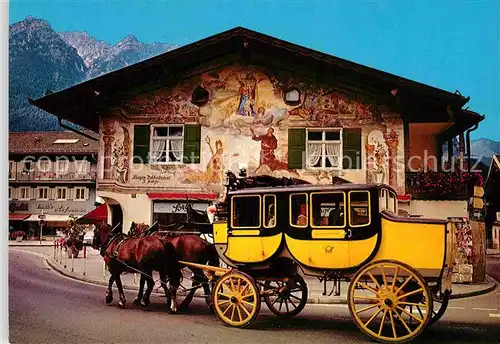 AK / Ansichtskarte Postkutsche Garmisch Partenkirchen Fresken Haus Kramer  Kat. Post