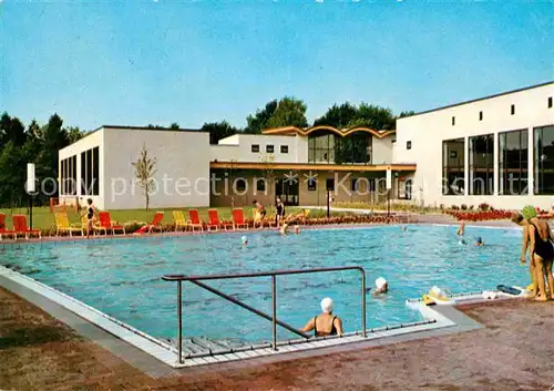 AK / Ansichtskarte Bad Salzuflen Bewegungszentrum Thermalsole Freibad Kat. Bad Salzuflen