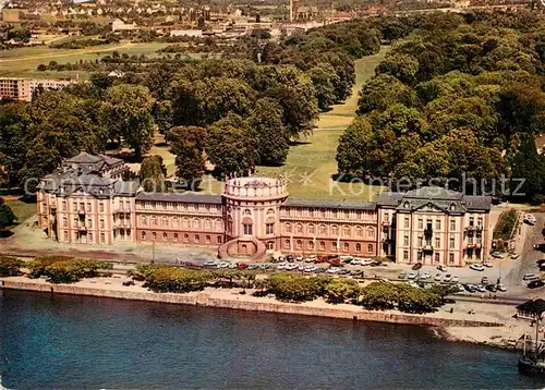 AK / Ansichtskarte Biebrich Wiesbaden Schloss Rheinufer Park