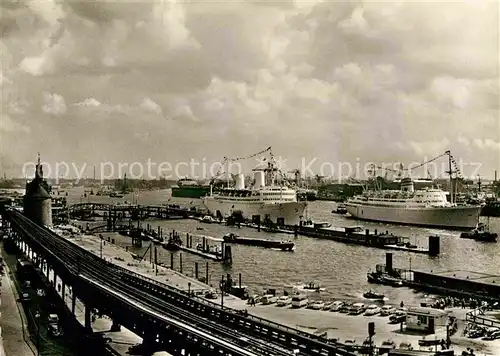 AK / Ansichtskarte Hamburg Vorsetzen und ueberseehafen Kat. Hamburg