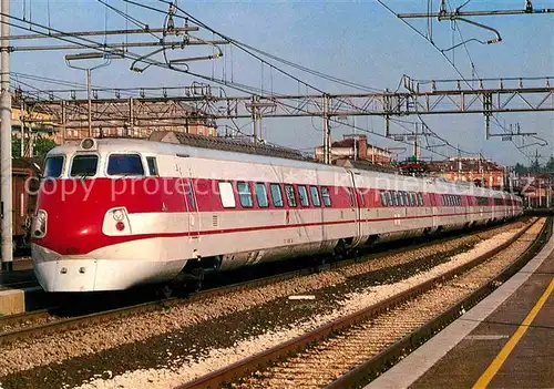 AK / Ansichtskarte Eisenbahn Elektro Schnelltriebwagenzug 450 Pendolino Staatsbahn Italien  Kat. Eisenbahn