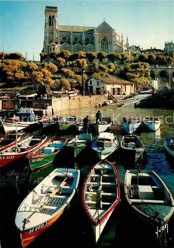 AK / Ansichtskarte Biarritz Pyrenees Atlantiques Port des Pecheurs Eglise Sainte Eugenie Kat. Biarritz