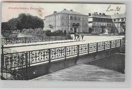 AK / Ansichtskarte Zweibruecken Herzogsplatz Kat. Zweibruecken