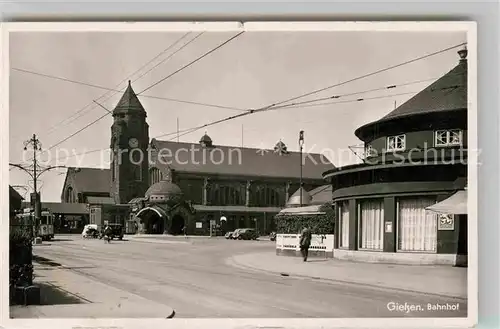 AK / Ansichtskarte Giessen Lahn Bahnhof Kat. Giessen