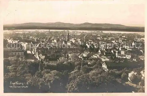 AK / Ansichtskarte Freiburg Breisgau Panorama mit Kaiserstuhl Kat. Freiburg im Breisgau