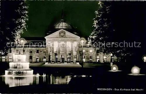 AK / Ansichtskarte Wiesbaden Kurhaus bei Nacht Kat. Wiesbaden