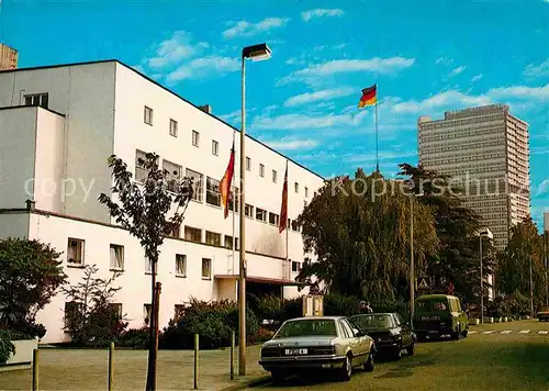 AK / Ansichtskarte Bonn Rhein Bundeshaus mit Abgeordneten Hochhaus Kat. Bonn