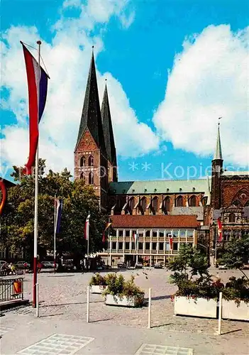 AK / Ansichtskarte Luebeck Marienkirche Fahnen Kat. Luebeck