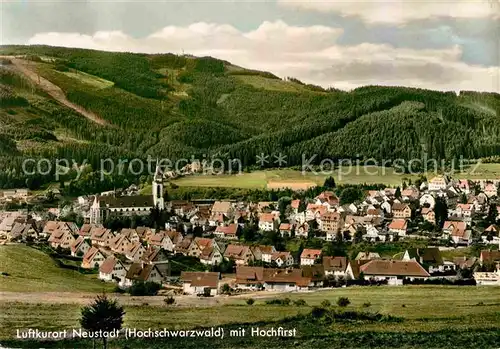 AK / Ansichtskarte Titisee Neustadt mit Hochfirst Kat. Titisee Neustadt