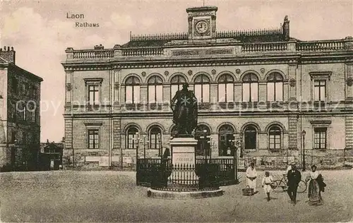 AK / Ansichtskarte Laon Aisne Rathaus Denkmal Kat. Laon