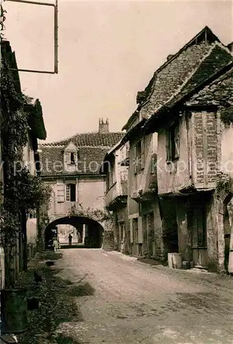 AK / Ansichtskarte Bretenoux La Mairie sous les Porches ancienne demeure de Pierre Loti Kat. Bretenoux