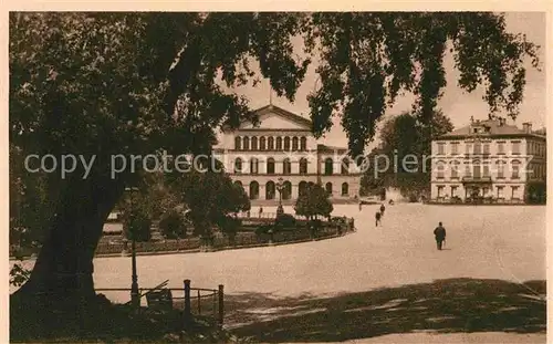 AK / Ansichtskarte Coburg Hoftheater und Palais Edinburg Kat. Coburg