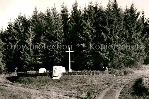 AK / Ansichtskarte Bobengruen Kriegerdenkmal Kat. Bad Steben