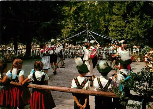 AK / Ansichtskarte Tanz Taenzer Bandltanz Trachtenfest 