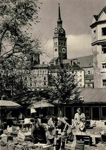 AK / Ansichtskarte Muenchen Viktualienmarkt Alter Peter Kat. Muenchen