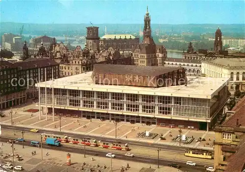 AK / Ansichtskarte Strassenbahn Kulturpalast Dresden  Kat. Strassenbahn