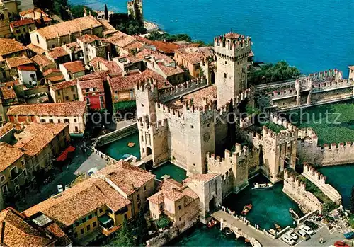 AK / Ansichtskarte Sirmione Fliegeraufnahme Castello 