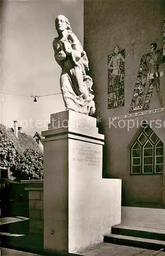 AK / Ansichtskarte Schwenningen Neckar Am Rathaus Skulptur die Zeit Kat. Villingen Schwenningen