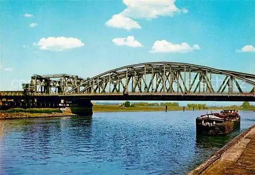 AK / Ansichtskarte Zutphen Ijsselbrug Bruecke Frachtkahn Kat. Zutphen