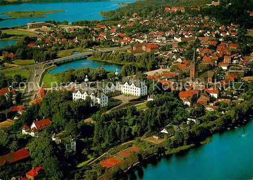 AK / Ansichtskarte Ploen See Schloss Naturpark Holsteinische Schweiz Fliegeraufnahme Kat. Ploen